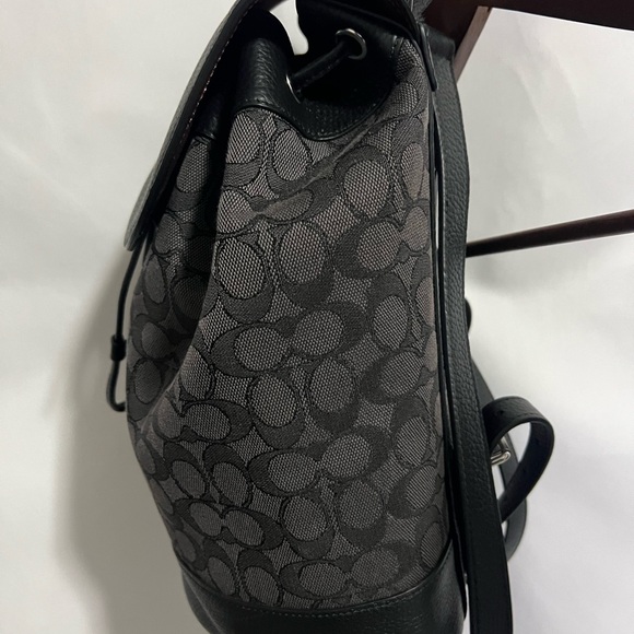 Coach Backpack - Picture 4 of 12